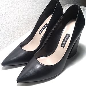 Nine West pumps
